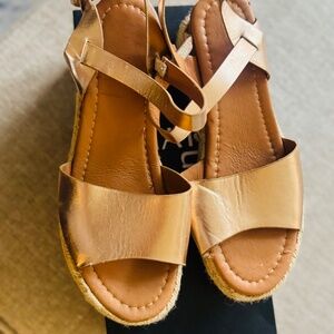 Women’s rose gold platform sandals